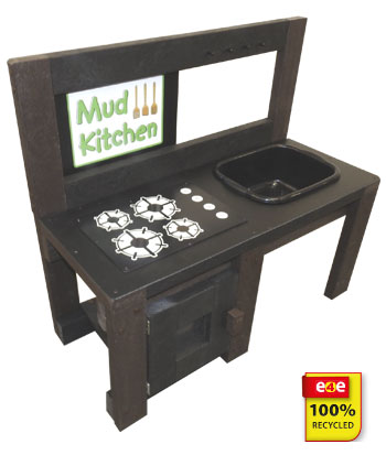 100% Recycled Mud Kitchen