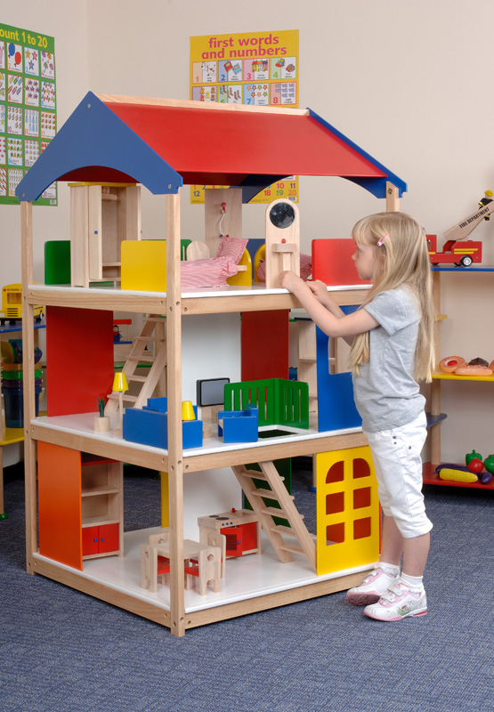 Large Doll's House