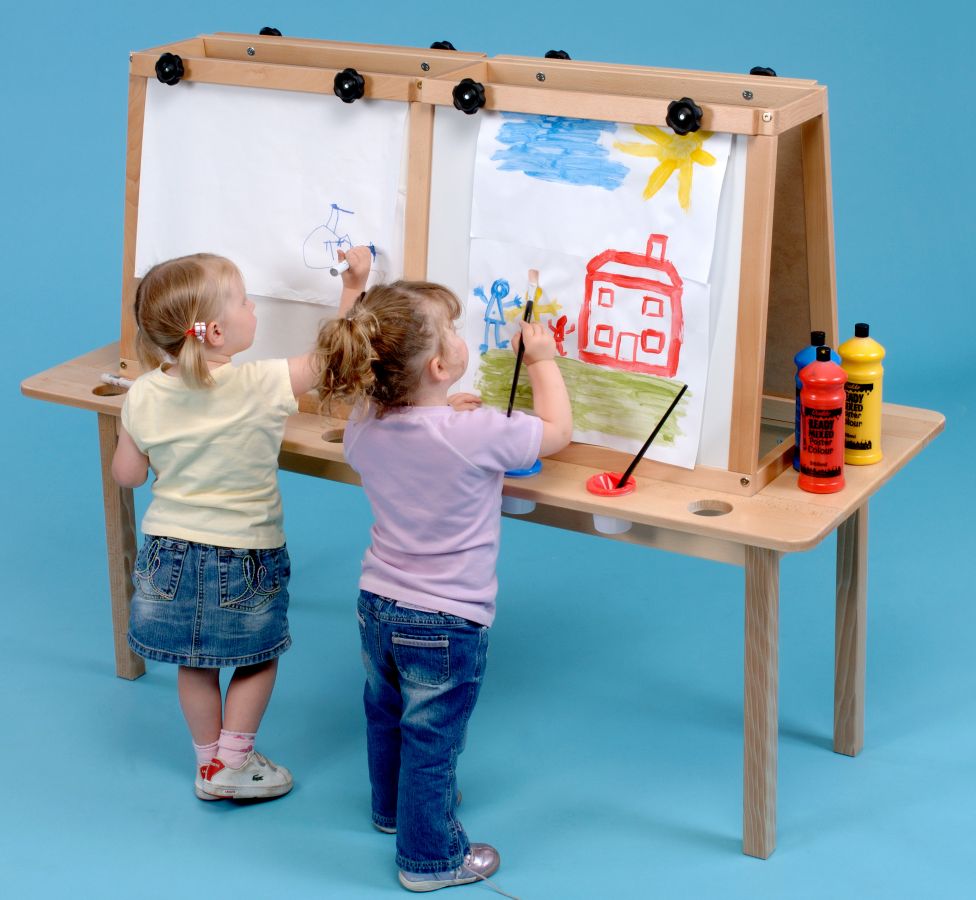 4 Person Hardwood Table Easel 4 Person Hardwood Table Easel