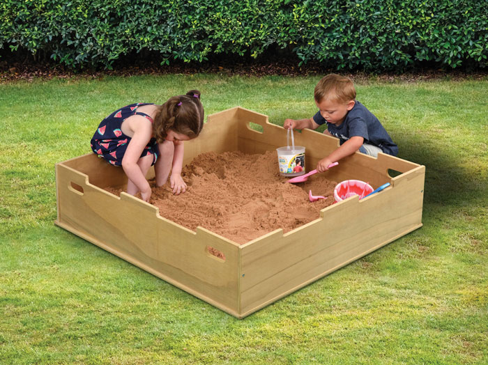 Outdoor Sand Pit with Lid